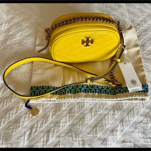 Tory Burch Kira Chevron Small Camera Bag in Limone